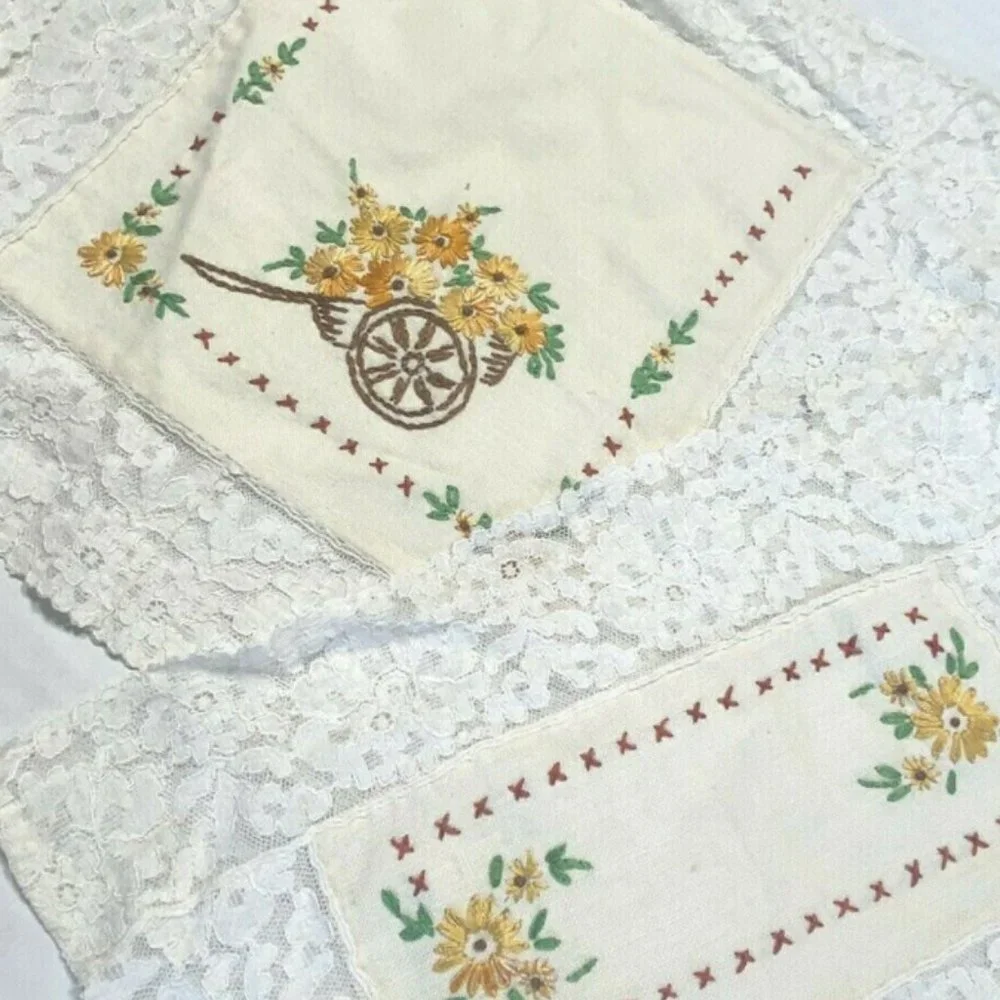 Vintage Antique Set 3 Handmade Cloths Lace Doilies